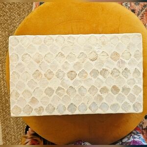 Elegant Capiz Shell Box Decor
